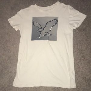 american eagle t-shirt